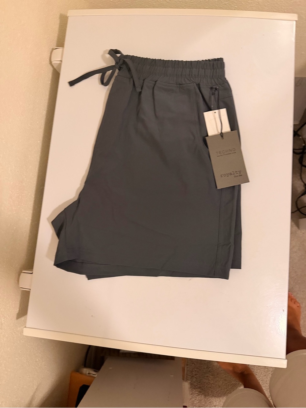 Royalty For Me Men's Athletic Drawstring Shorts – Charcoal Gray